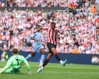 Sunderland’s Wilson Isidor applies the finishing touch to sink Fulham
