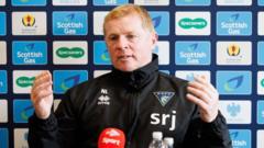 Lennon annoyed at 'unfair' Dunfermline fixtures